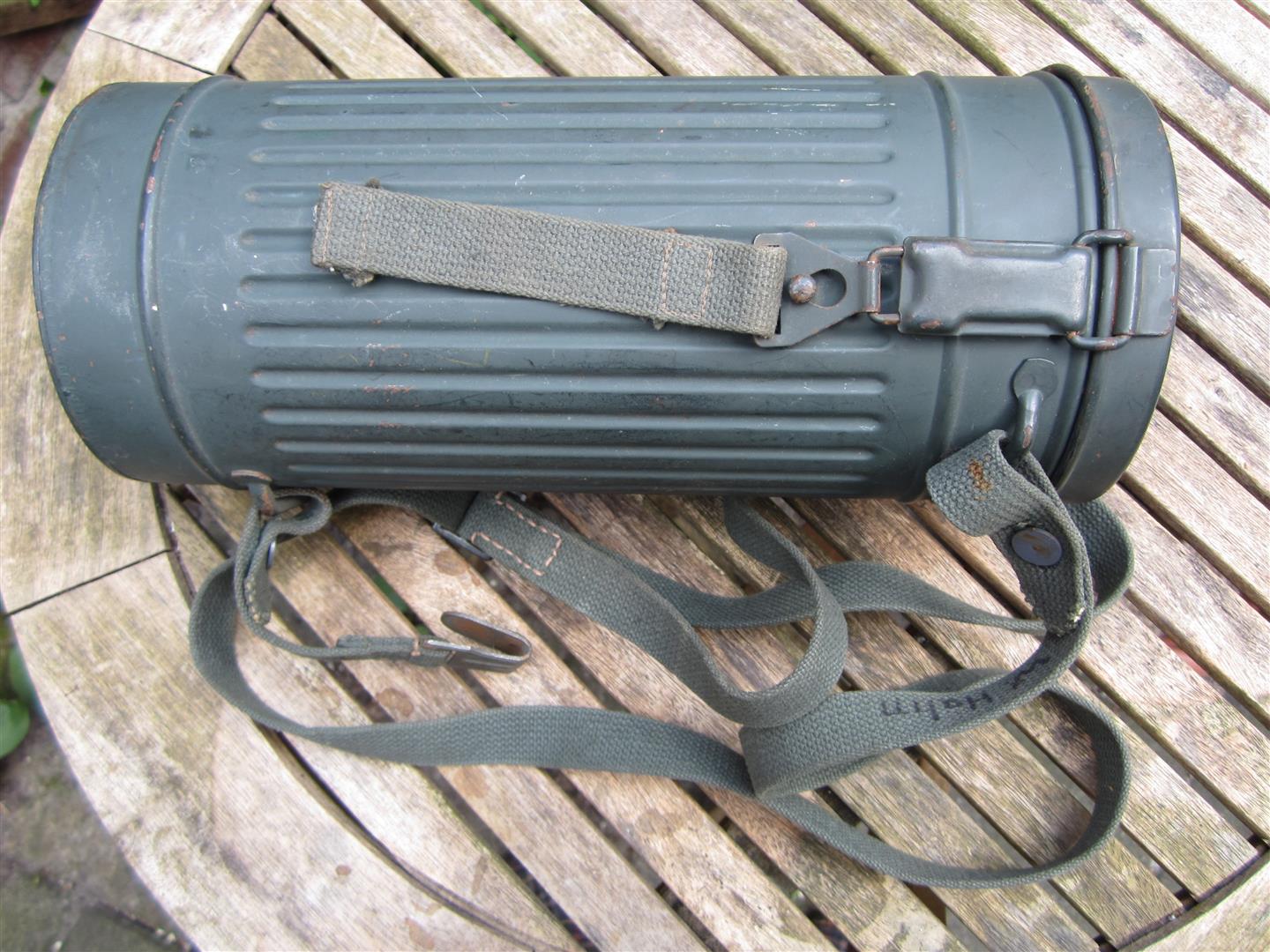 WW2 German Luftschutz Gasmask, Tin & Straps